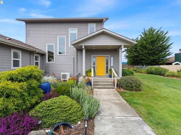 3883 Natalie Way, Bandon, OR 97411