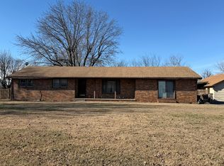 2813 Strawberry Rd, Brookport, IL 62910