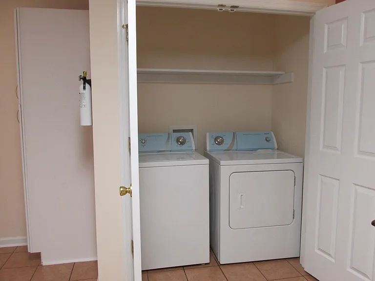 247 Hereford Cir #A — Photo 16