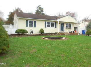 986 Stamler Dr, Toms River, NJ 08753