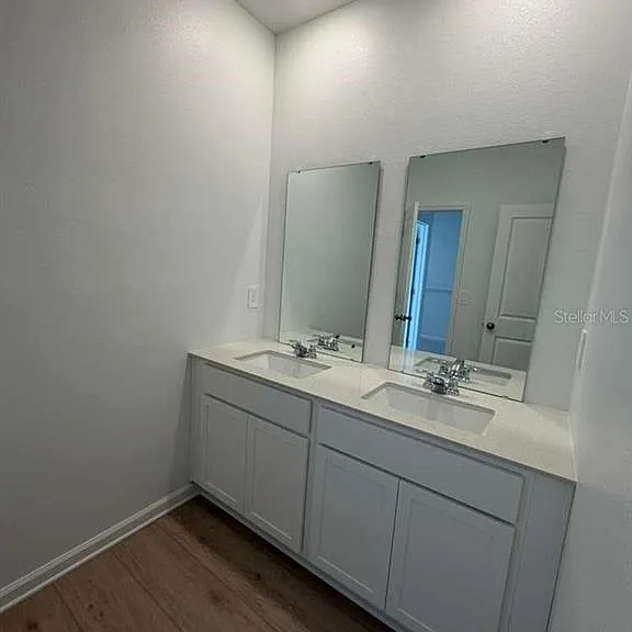 5195 Loyalty Dr — Photo 18