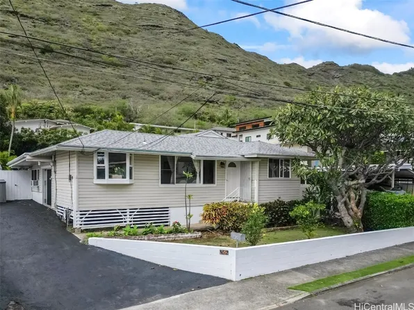 452 Kahinu St, Honolulu, HI 96821