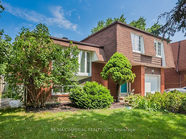 48 Carlton Rd — Photo 2