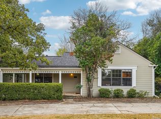 913 Jackson Rd, Kerrville, TX 78028