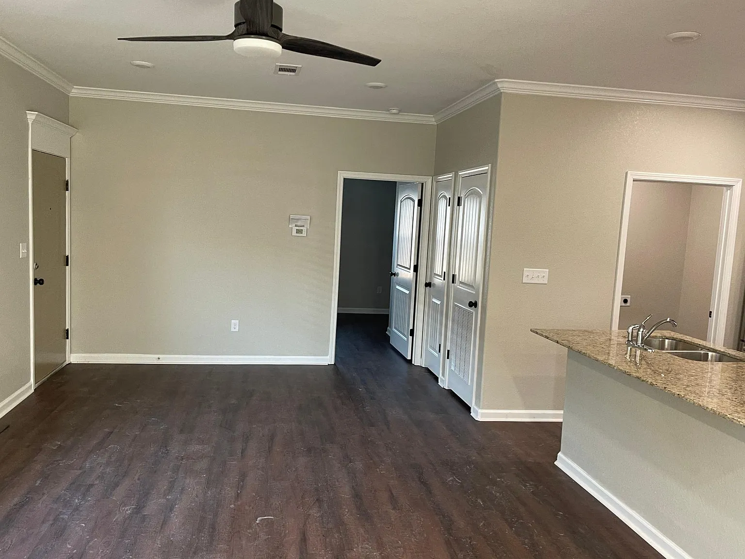 2 bed, 1140 sqft, $1,200 — Photo 2