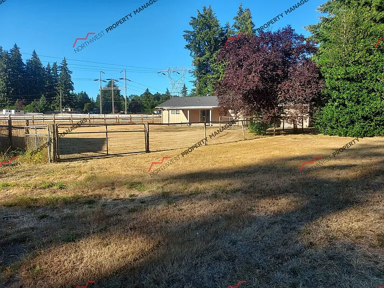 7149 Meridian Rd SE — Photo 12