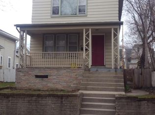 1662 N Cass St, Milwaukee, WI 53202