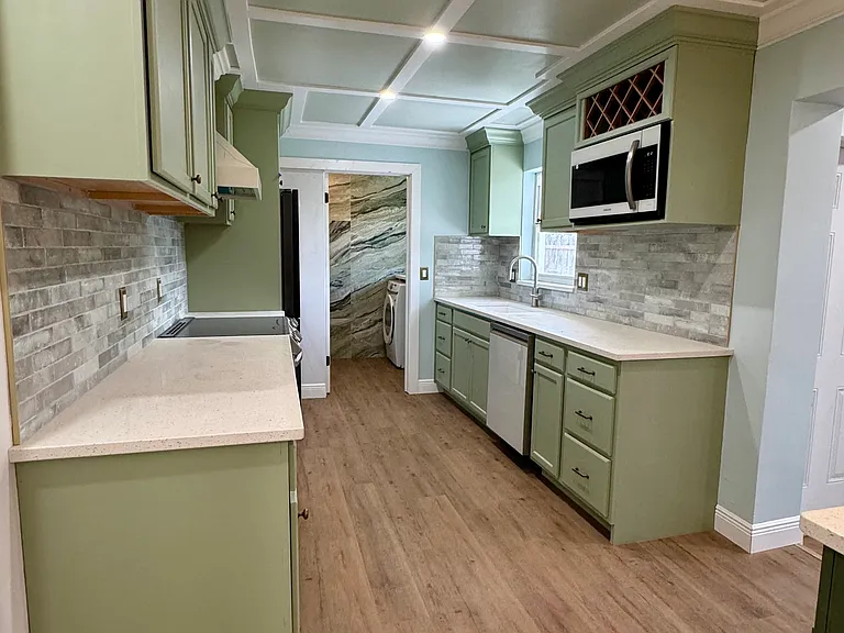 1333 Williams Dr — Photo 6