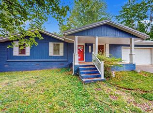 1498 Clayshire Dr, Murray, KY 42071