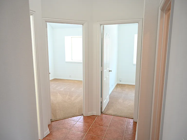 2204 Rockport Dr — Photo 10