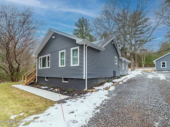 3rd image of 183 Mill Road