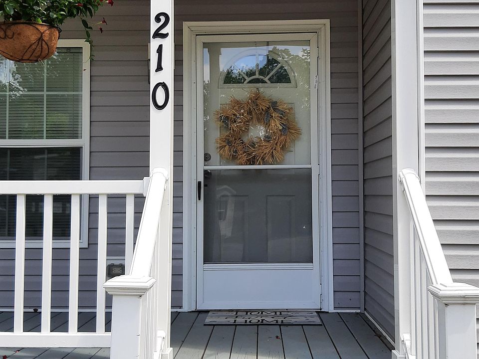 1st image of 102 Holly Dr #15085589