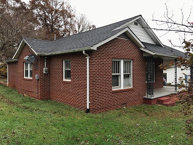 1st image of 590 Friendship Cross St