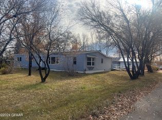 2495 9th Ave NE, Emerado, ND 58228