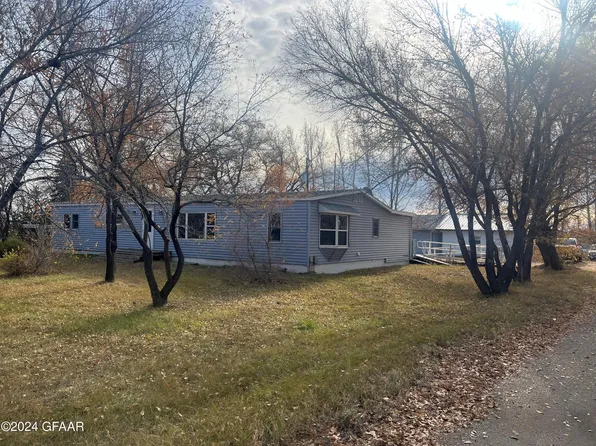2495 9th Ave NE, Emerado, ND 58228