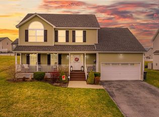 13 Mila Dr, Middletown, NY 10940