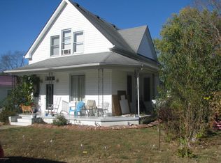 807 W Houston St, Cloverport, KY 40111