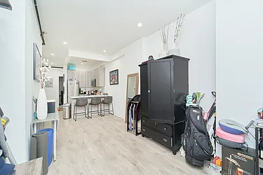 Rented by Living New York