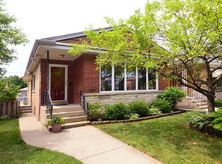 7426 N Oketo Ave, Chicago, IL