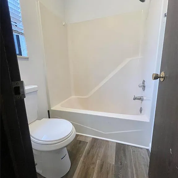 128 Ashley Dr — Photo 7