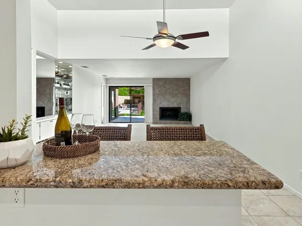 48953 Canyon Crest Ln, Palm Desert, CA 92260