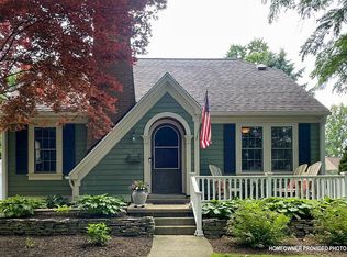 505 S James St, Champaign, IL 61821