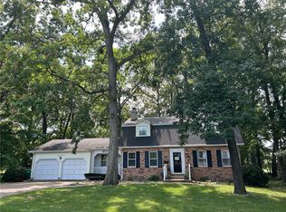 3265 E Maplewood Ave, Decatur, IL 62521