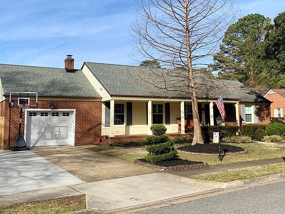 3rd image of 6839 Gardner Dr