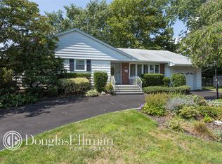 6 Ann Dr, Syosset, NY 11791