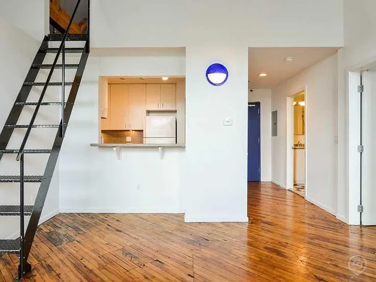 The Lofts at Chimney Hill — Photo 8