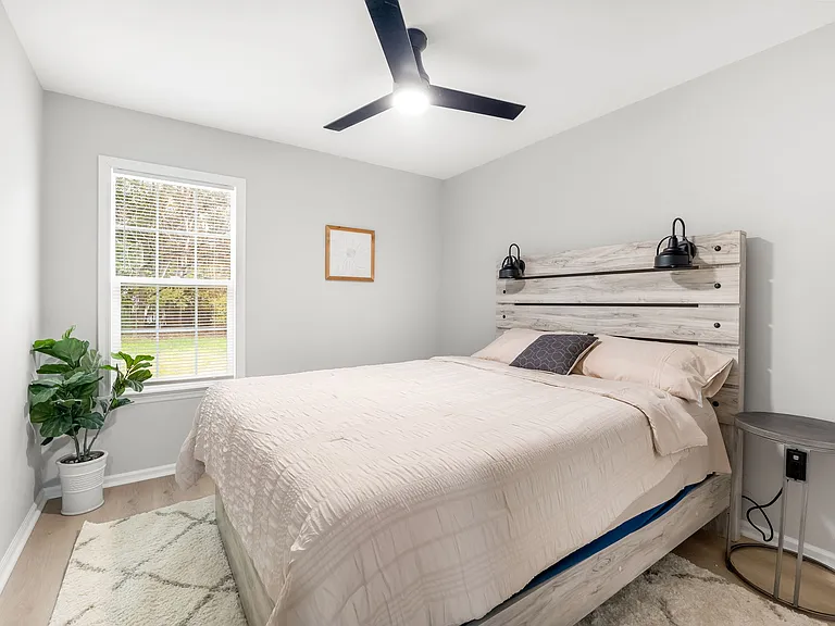 420 Alpha St — Photo 17