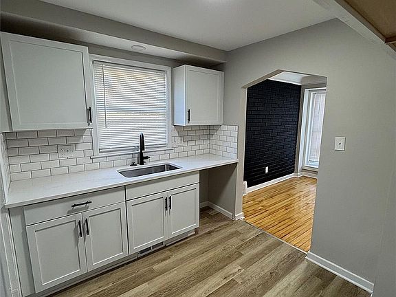 4th image of 6267 Piedmont St