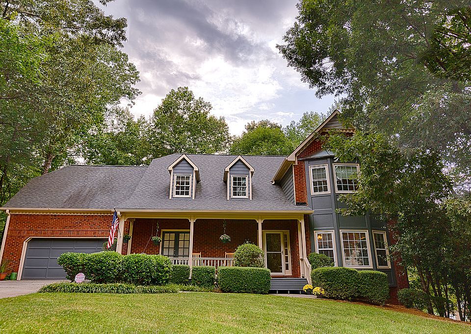 1st image of 4400 Windsor Oaks Cir