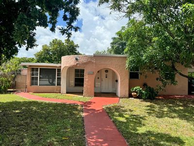 6485 Miramar Pkwy, Miramar, FL, 33023