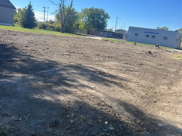 2840 15th St, Detroit, MI 48216