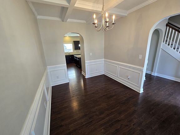 5th image of 235 Brentmoor Dr