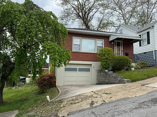 804 Elmwood Ln Photo 1