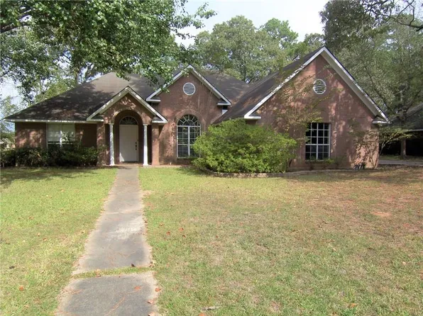 18 Glade St, Pineville, LA 71360