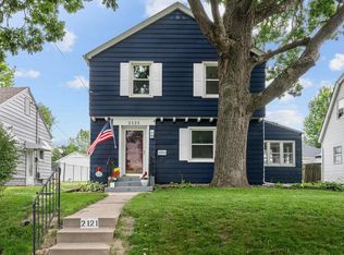2121 26th St, Rock Island, IL