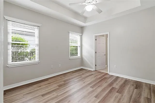 1555 Marigny Ave — Photo 7