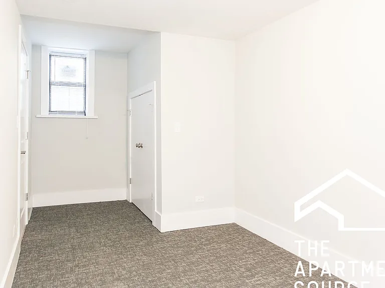 2922 W Logan Blvd #GDN — Photo 12