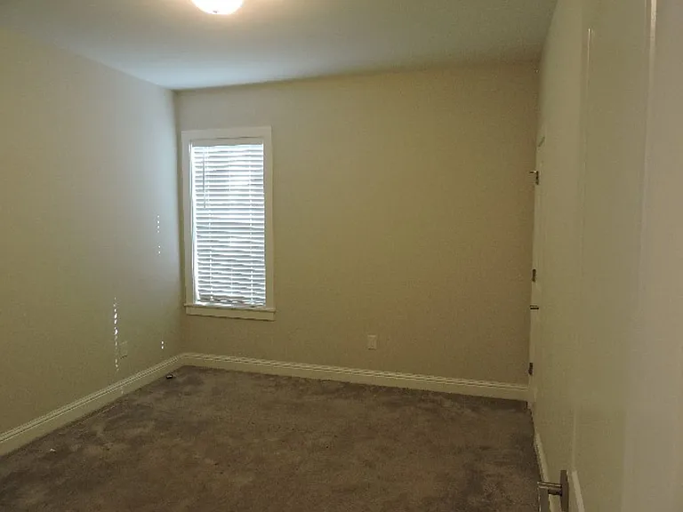 15042 Vintage Jade Ct — Photo 10