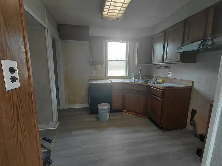 743 Lodge Ave — Photo 14