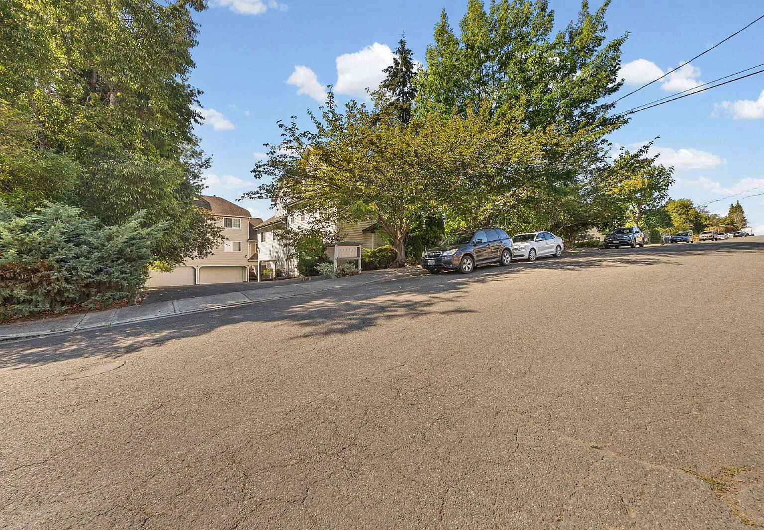1 bed, 1.0 bath, $1,395 — Photo 2