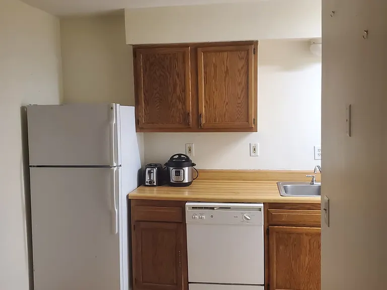 219 Harper Dr — Photo 14