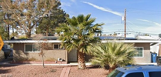 1st image of 913 Pyramid Dr