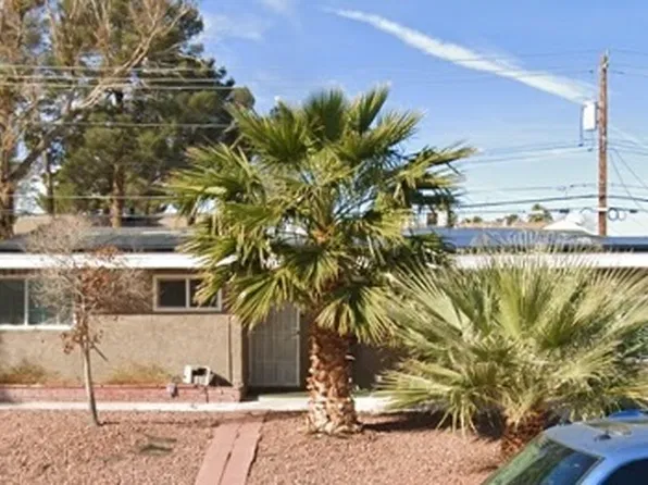 913 Pyramid Dr, Las Vegas, NV 89108
