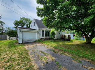 8241 Oswego Rd, Baldwinsville, NY 13027