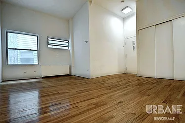 Rented by Urbane Brokerage