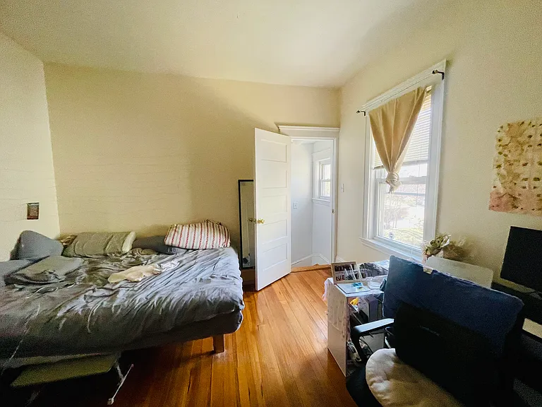 91 Academy Hill Rd — Photo 7